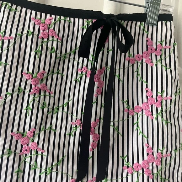 Nanette Lepore Embroidered Floral Striped Mini Skirt - Picture 6 of 7